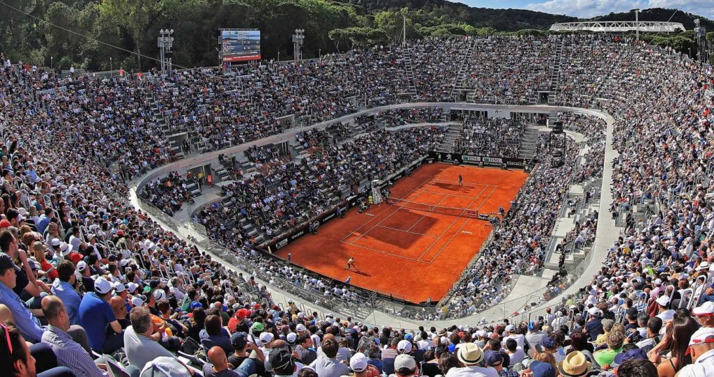 مسابقات تنیس رم از سال 1930 برگزار می شود و در حال حاضر یکی از 3 رقابت مسترز 1000 امتیازی تنیس روی سطح خاک است