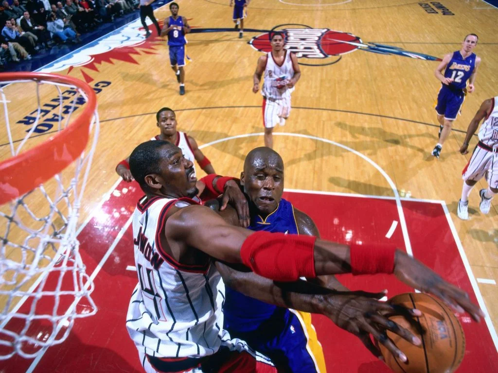 دست نیافتنی ترین رکوردهای تاریخ NBA 12 حکیم اولاجوان در دوران حرفه ای خود در NBA توانست 3830 بلاک ثبت کند