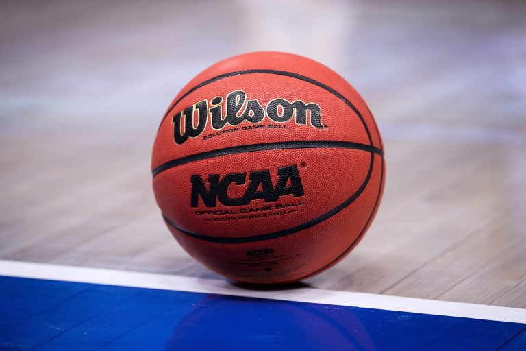 مارچ مدنس؛ بسکتبال دانشگاهی NCAA
