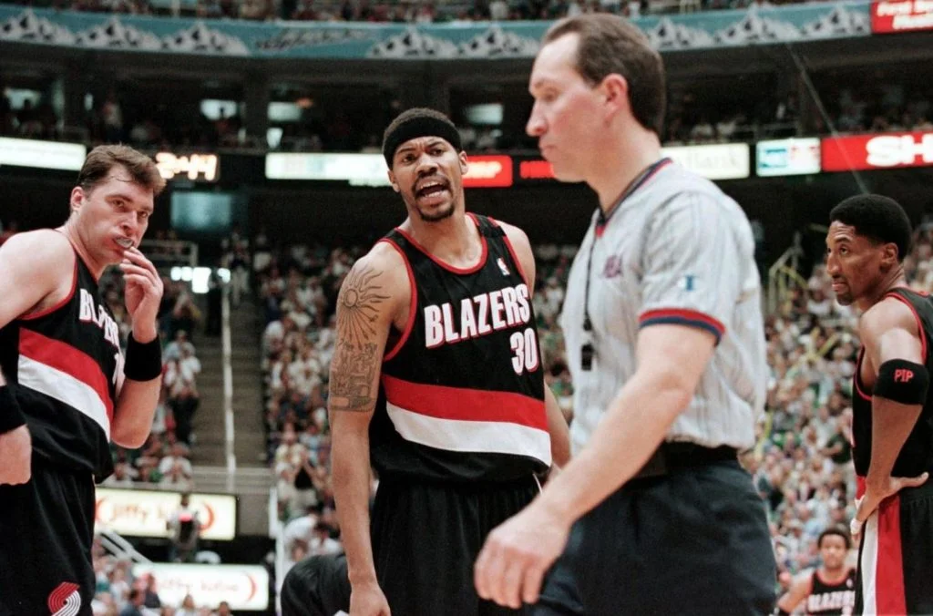 دست نیافتنی ترین رکوردهای تاریخ NBA 16 رشید والس در فصل 2001-2000، 41 تکنیکال فول ثبت کرد