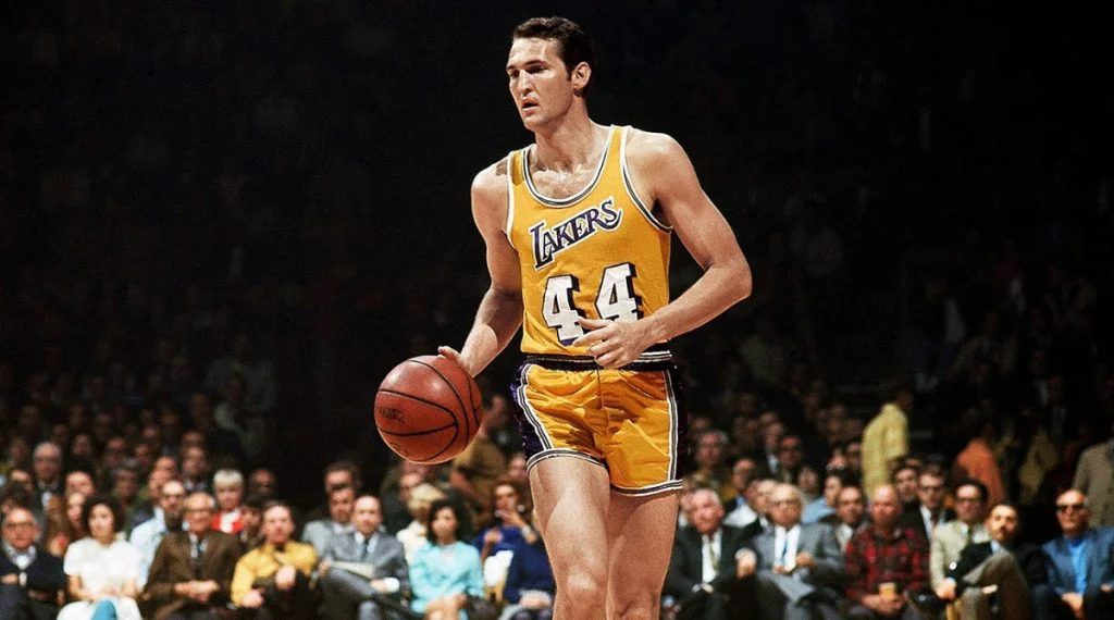 دست نیافتنی ترین رکوردهای تاریخ NBA 21 جری وست که به آقای لوگو معروف است و تصویر او روی لوگوی لیگ NBA است، 8 بار در فینال شکست خورد که یکی از دست نیافتنی ترین رکوردهای تاریخ NBA است