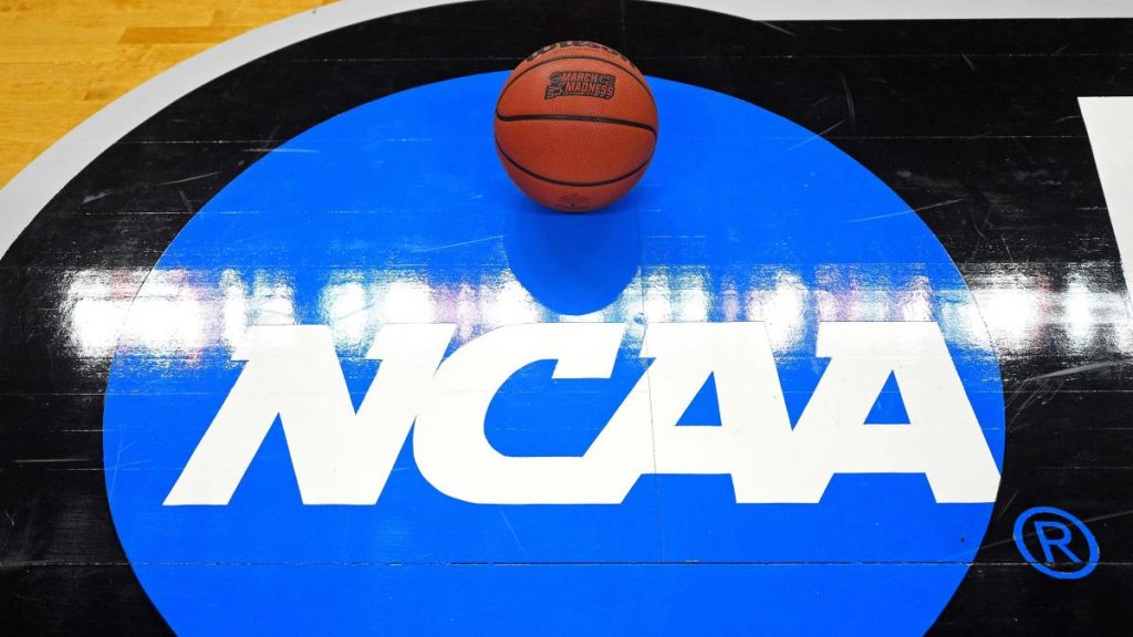 در حال حاضر 68 تیم جواز حضور در تورنمنت اصلی بسکتبال دانشگاهی NCAA را پیدا می کنند