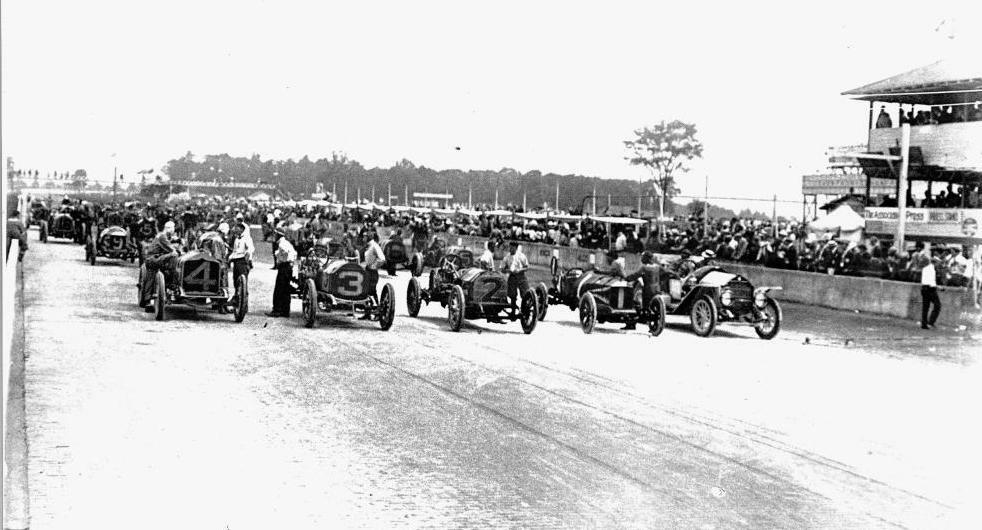 مسابقات ایندی 500 اولین بار در سال 1911 برگزار شد