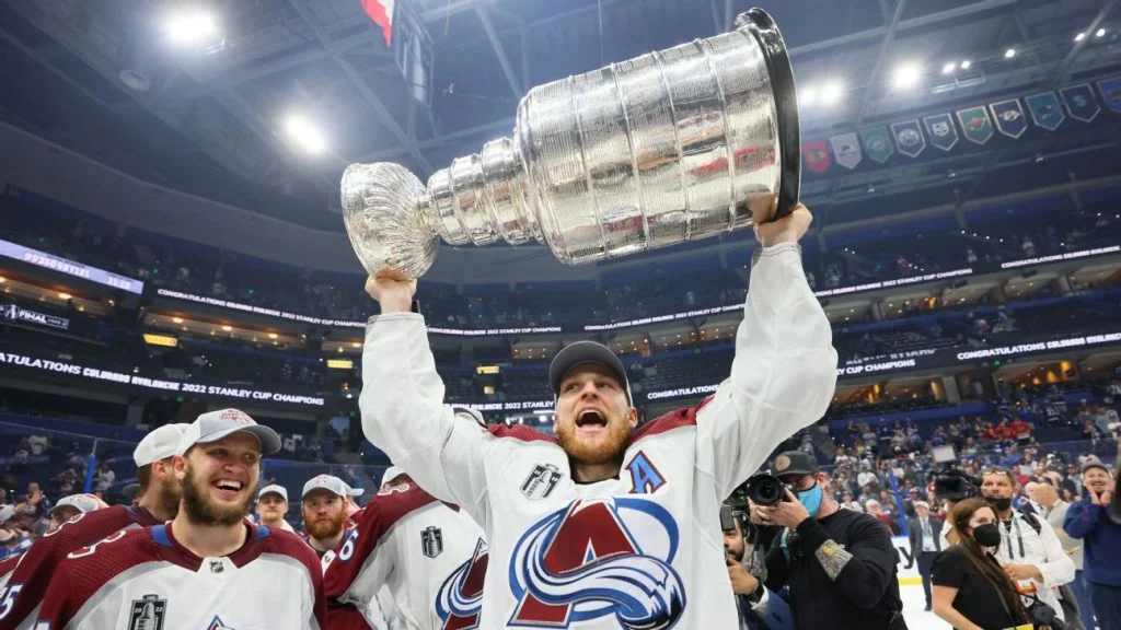 اولانچ در پلى آف امسال ركورد 4-16 را ثبت كرد كه دومين ركورد برتر پلى آف ليگ NHL از سال 1987 است