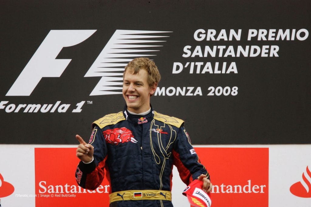 سباستین فتل در سال 2008 توانست اولین پیروزی تورو روسو در فرمول یک را کسب کند
