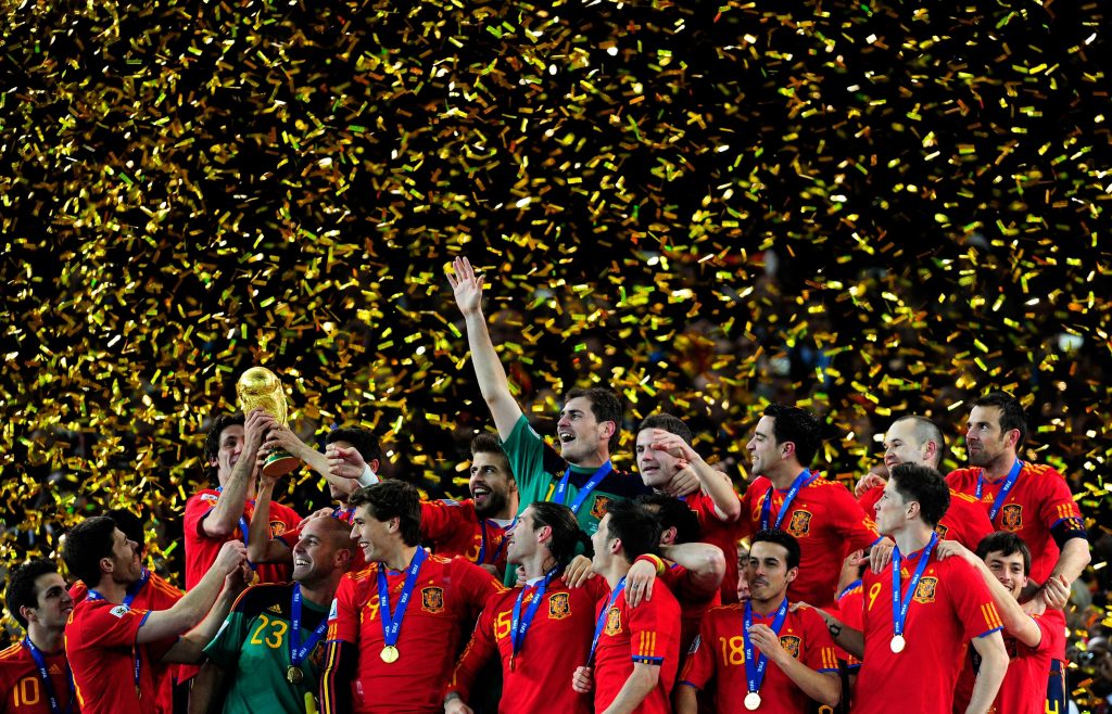 اسپانیا در طی 4 سال، به 2 قهرمان مسابقات یورو و یک جام جهانی رسید