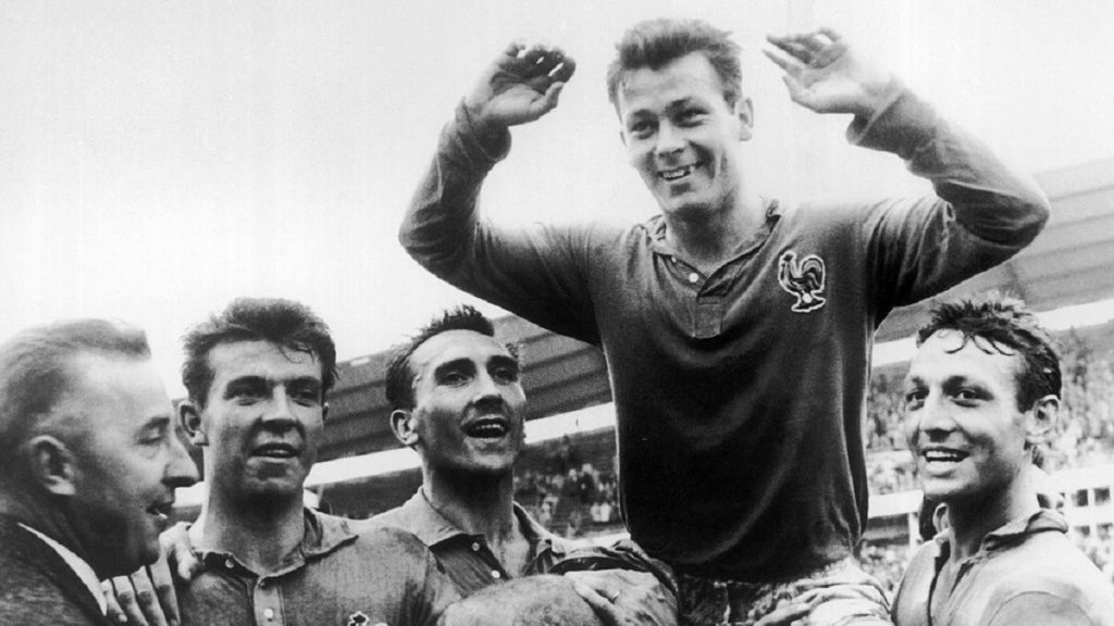 ژوست فونتین در جام جهانی 1958 موفق به ثبت 13 گل شد که بیشترین تعداد گل در یک دوره جام جهانی است