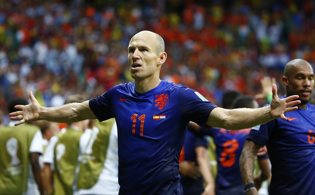 لباس دوم هلند در جام جهانی 2014