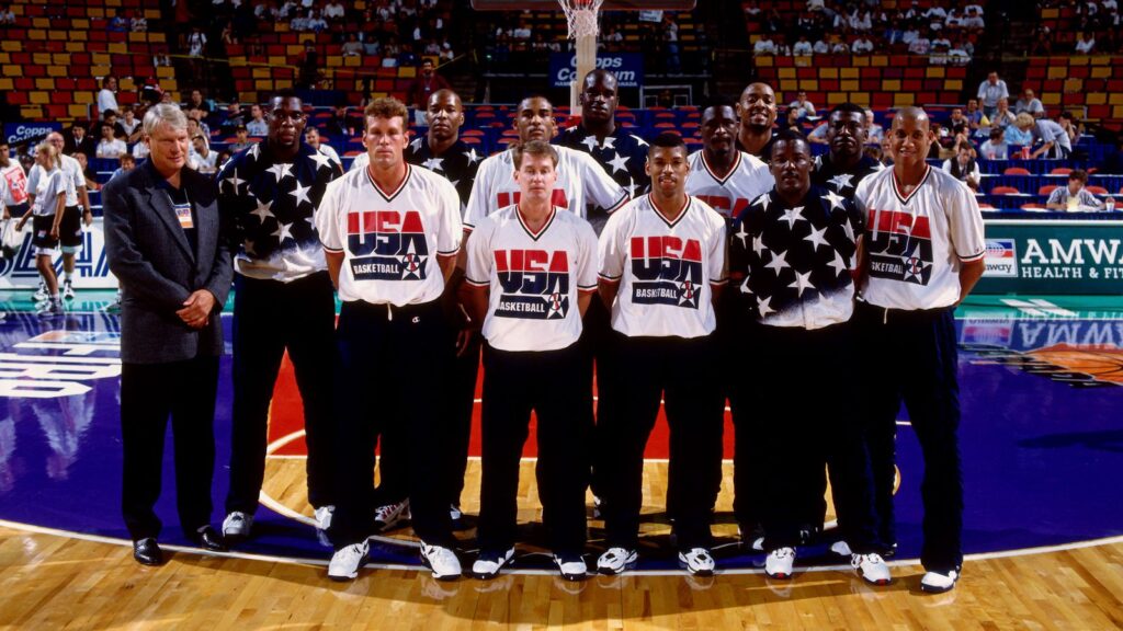 آمریکا برای اولین بار در سال 1994 با بازیکنان حرفه ای در این مسابقات حضور پیدا کرد