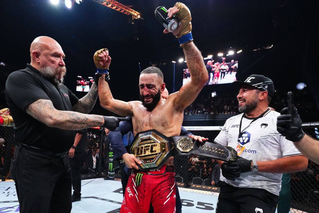 بلال محمد موفق به شكست ليان ادواردز شد تا قهرمان جديد Welterweight لقب بگيرد